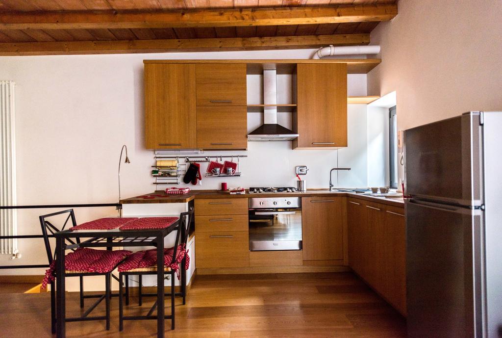 Apartment Polveriera Colosseum Rom Eksteriør billede