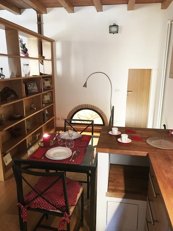 Apartment Polveriera Colosseum Rom Eksteriør billede